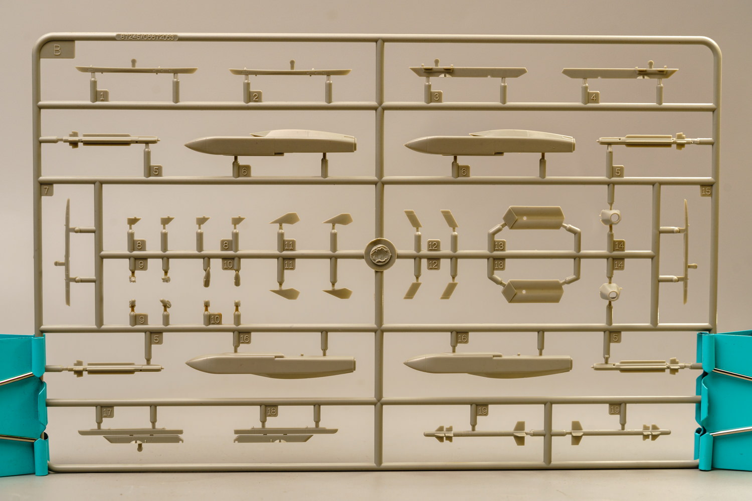 【板件评测】Hobbyboss 1/72 法国达索阵风B型战斗机 Dassault Rafale B 87245