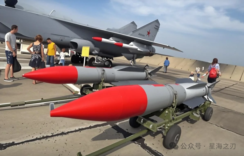 “空中核大棒” 现世？俄军列装新型核空对空导弹