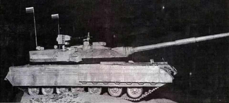 俄罗斯640工程之—沙漠黑鹰