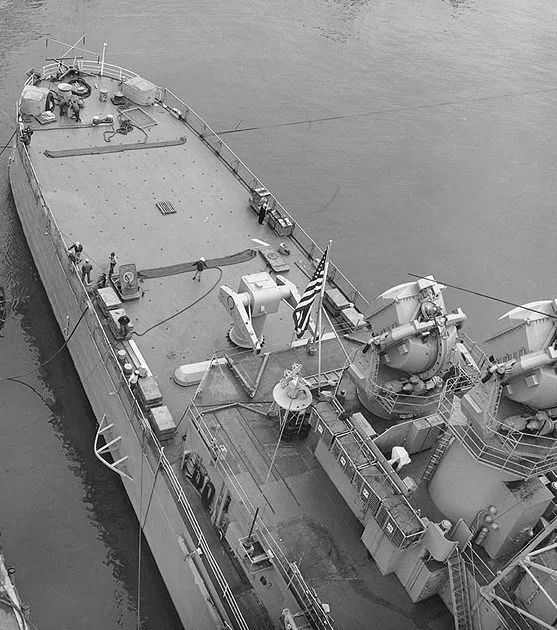 美国海军艰难的垂发之路