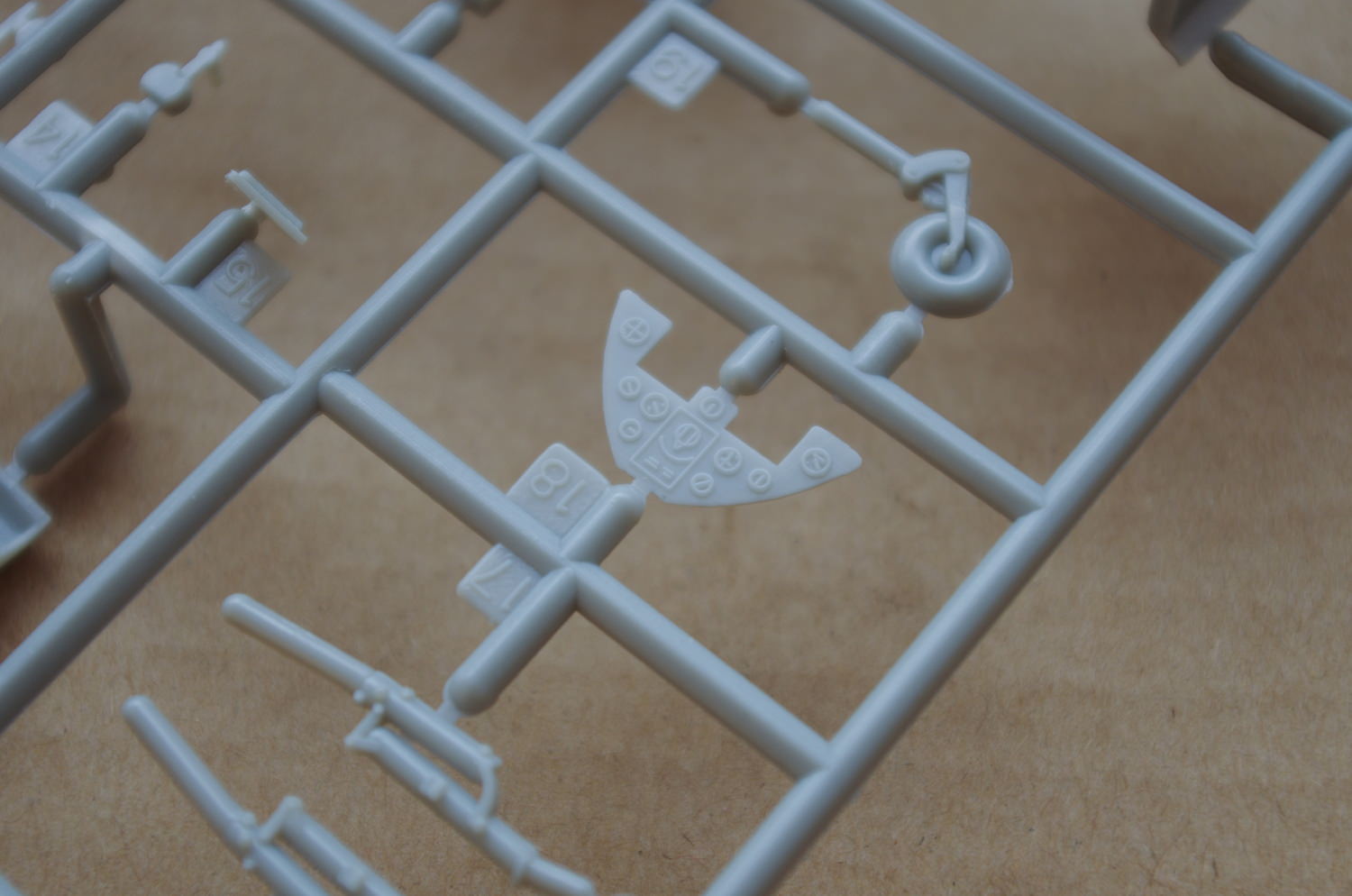 【板件评测】正德福 1/48 海怒战斗机 SEA FURY Kitech 08M-3314H 拼装飞机模型