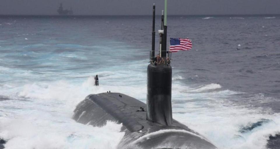 首艘装备“锆石”核潜艇下水 中国怎么追赶?