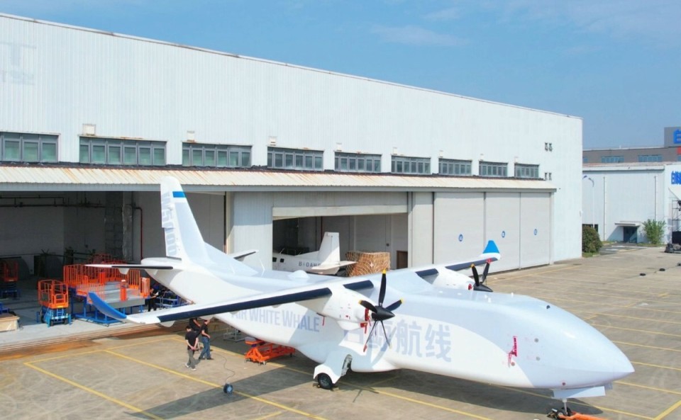 中国四发无人运输机亮相 可以秒变预警机