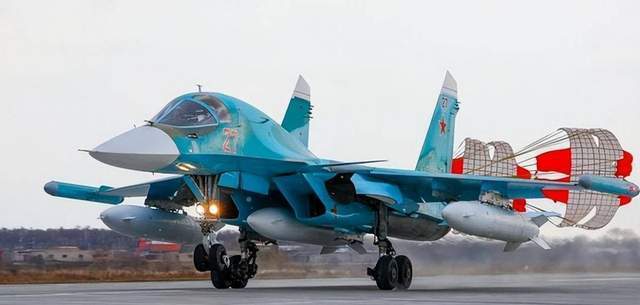 俄罗斯研发双座版苏57 与歼20S截然不同?