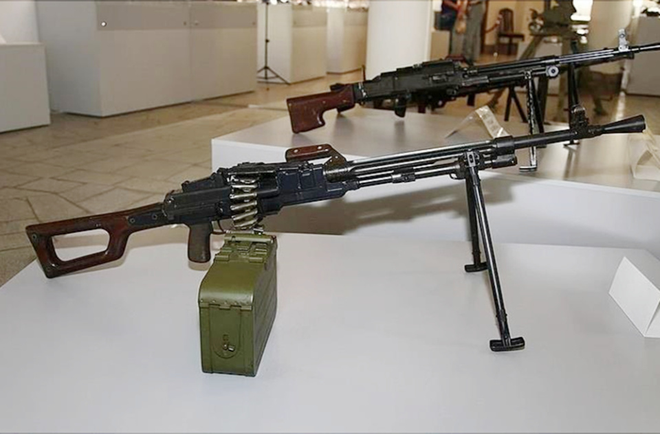 乌军缴获俄军的稀有武器 50年前的TKB