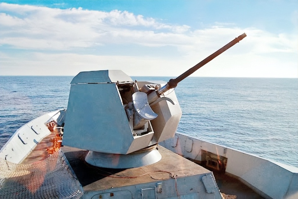 印度新护卫舰服役,号称超过054B