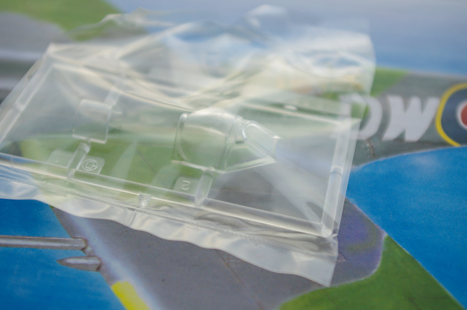 【板件评测】正德福 1/48 喷火-14 战斗机 Spitfire XIV Kitech 08M-M3312H 拼装飞机模型