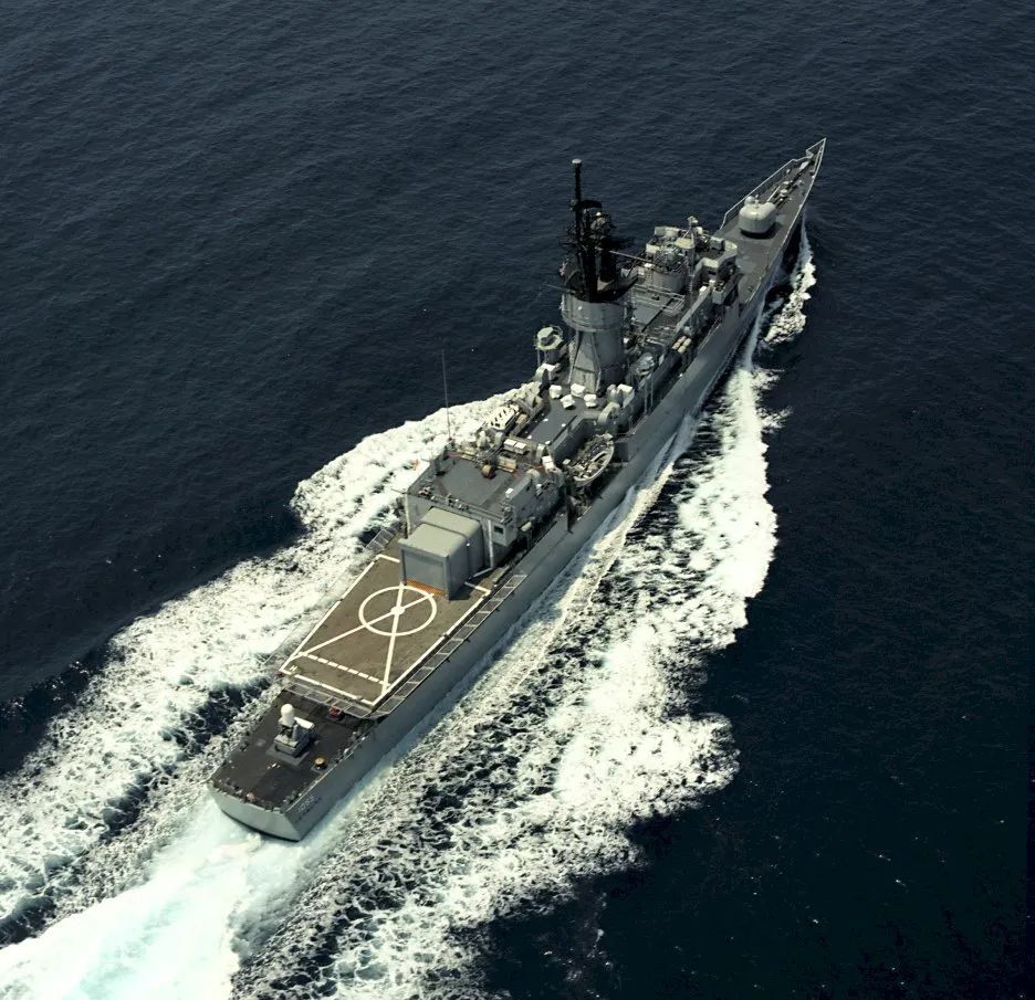 阿利·伯克的私心:一机坑了美国三代驱护舰