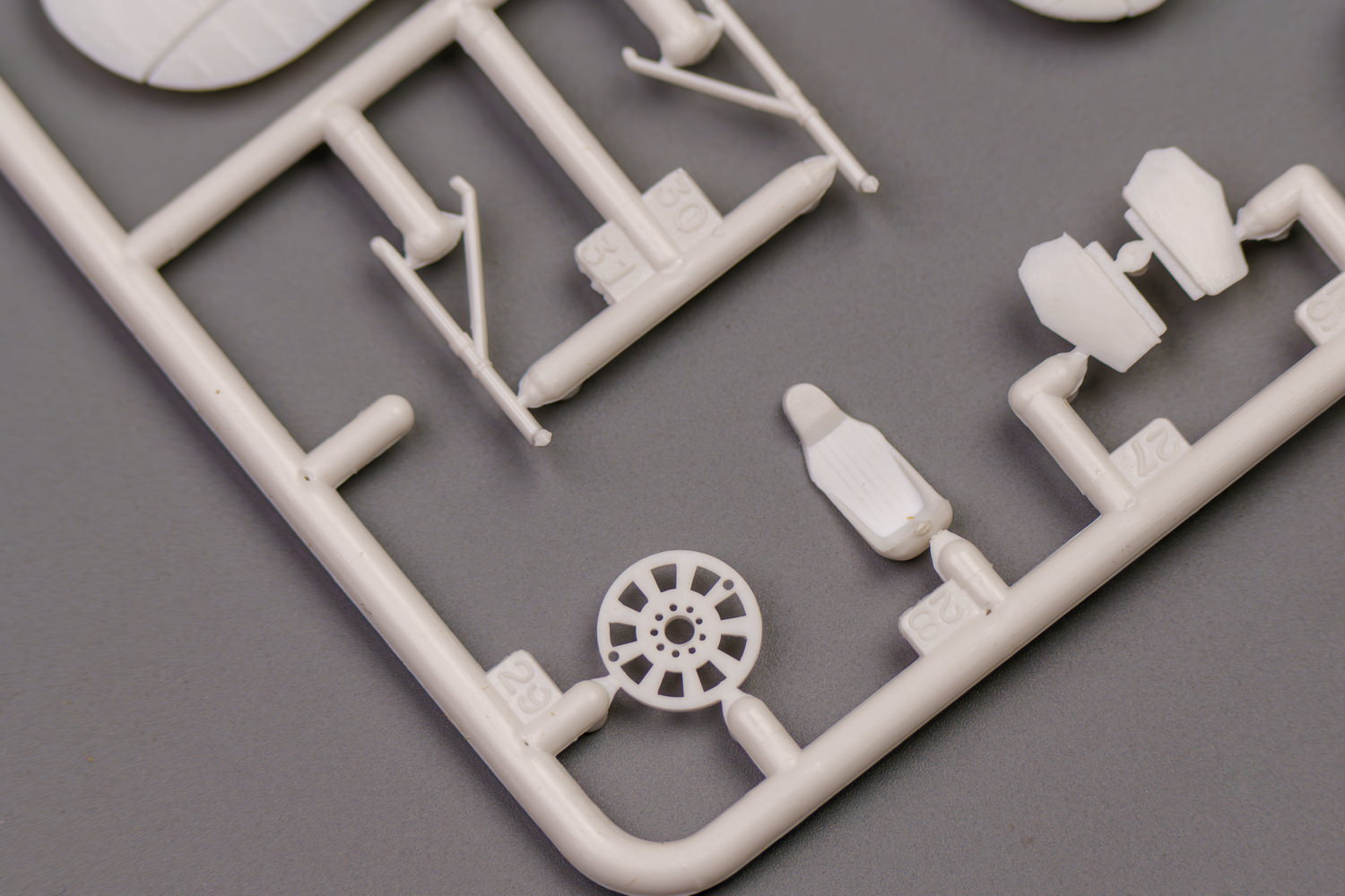 【板件评测】HELLER 苏联 波利卡波夫 伊153 CHAIKA 海鸥战斗机 I-153 249 1/72 拼装飞机模型