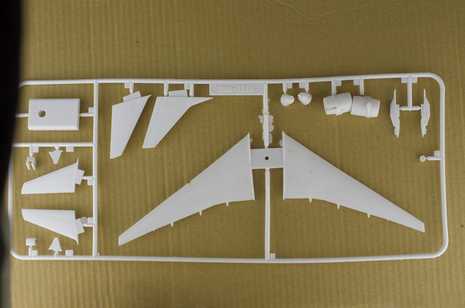 【板件评测】正德福 奇嘉 波音 彩虹 777-200 日本佳速航空 JAS Rainbow 777 Kitech 08M-333 1/300 拼装客机模型
