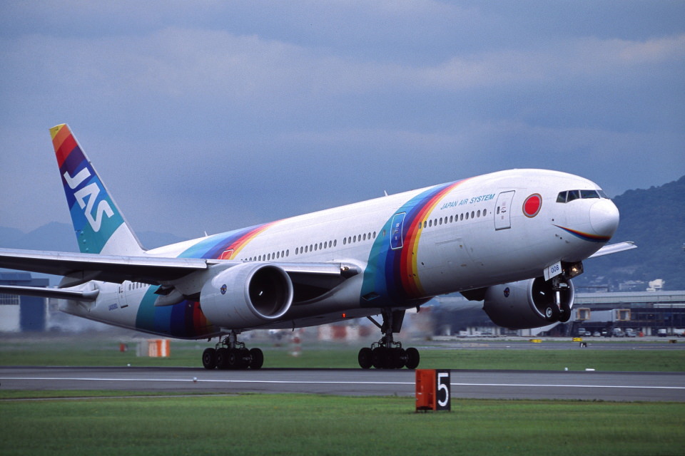 【板件评测】正德福 奇嘉 波音 彩虹 777-200 日本佳速航空 JAS Rainbow 777 Kitech 08M-333 1/300 拼装客机模型