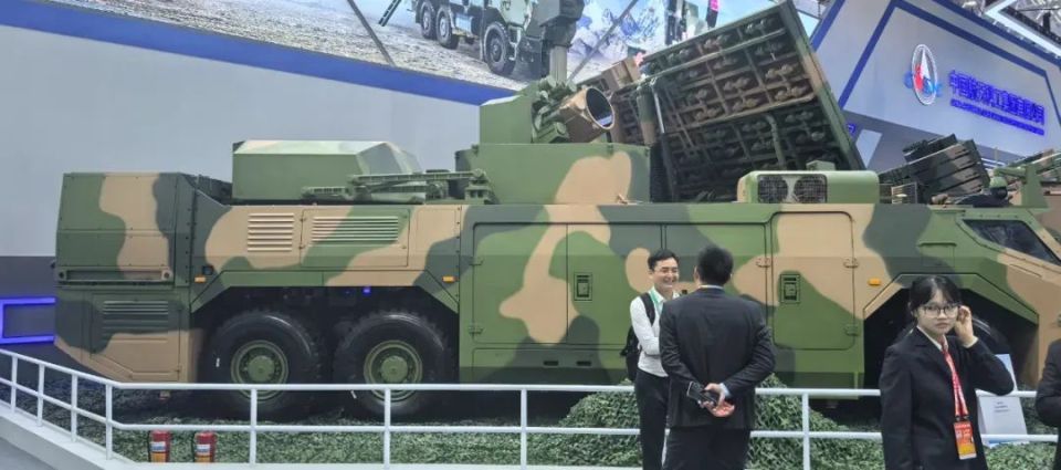 英国首次使用微波定向能武器击落无人机群