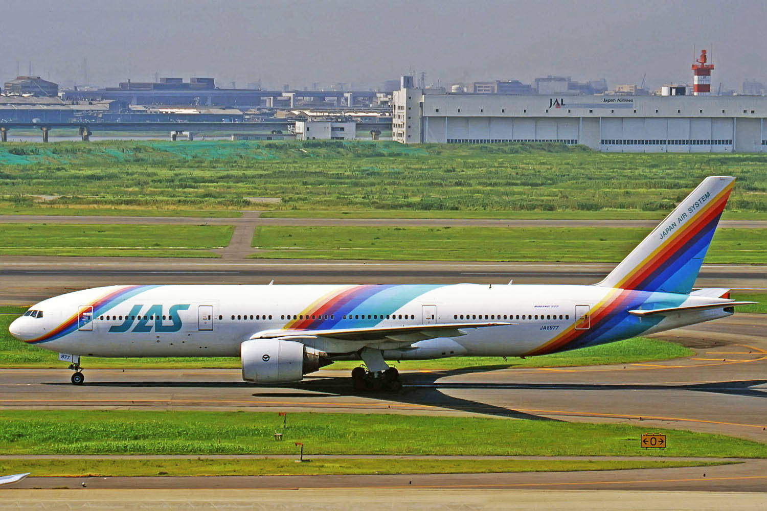 【板件评测】正德福 奇嘉 波音 彩虹 777-200 日本佳速航空 JAS Rainbow 777 Kitech 08M-333 1/300 拼装客机模型