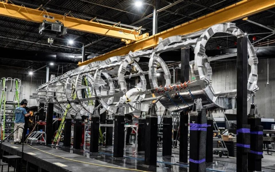 美国高超音速测试原型机首次飞行