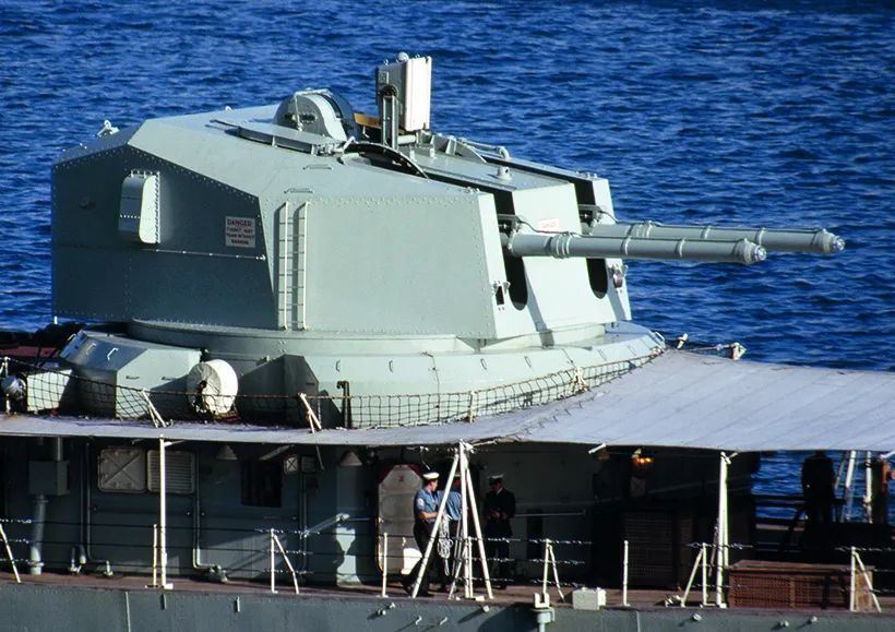 无敌级的缘起:英国虎级直升机巡洋舰