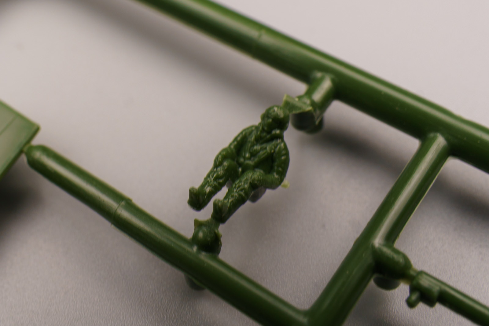 【板件评测】REVELL 1/72 德国阿拉多 AR-234 闪电喷气式轰炸机 H-4162 Arado Blitz 拼装飞机模型