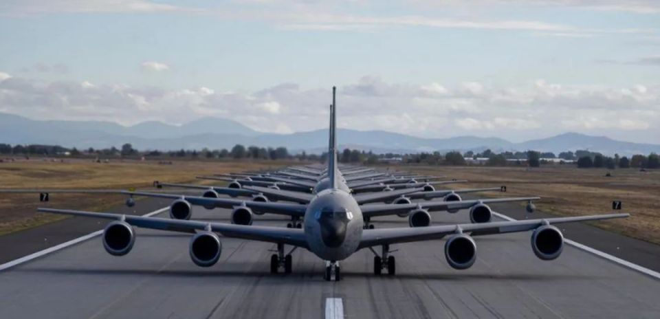 中国加油机需要双管齐下