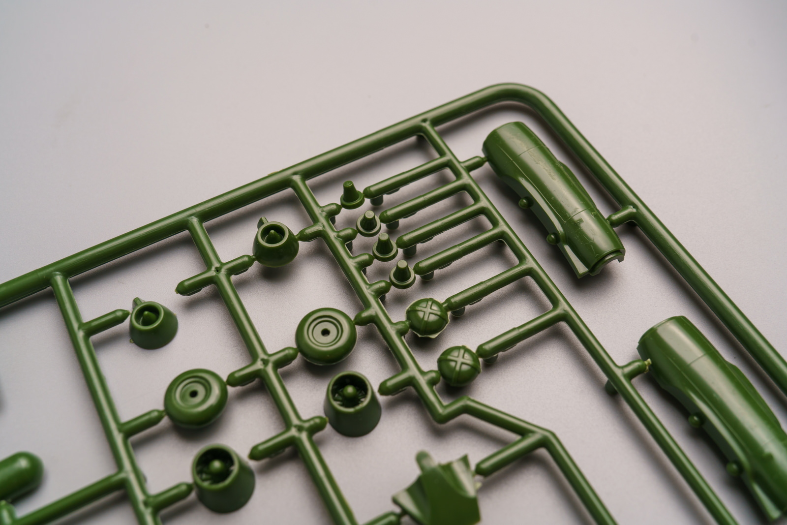 【板件评测】REVELL 1/72 德国阿拉多 AR-234 闪电喷气式轰炸机 H-4162 Arado Blitz 拼装飞机模型