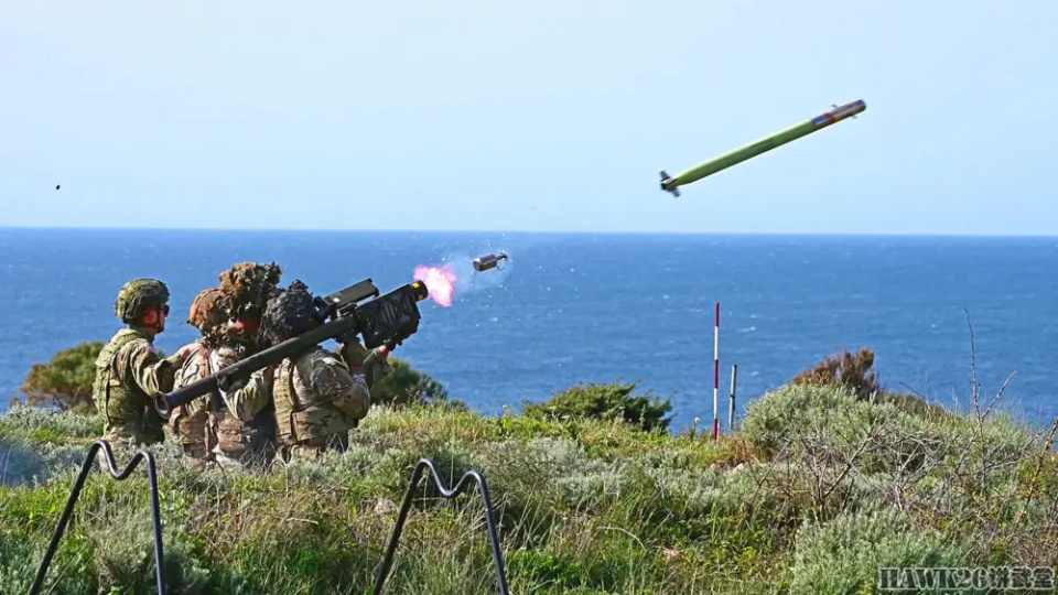 美军“四星”防空导弹 计划将取代“毒刺”