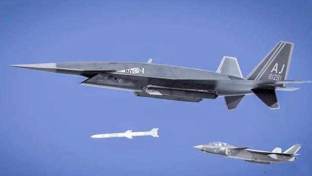 俄罗斯研发双座版苏57 与歼20S截然不同?