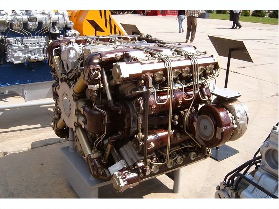 俄罗斯T14坦克的设计 是彻头彻尾的失败