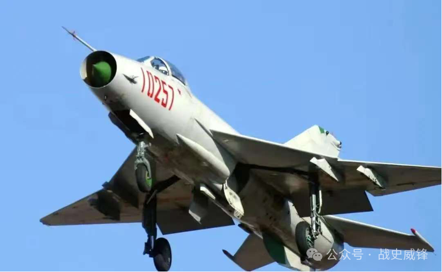 歼7—中国空军的“铁皮凤凰”