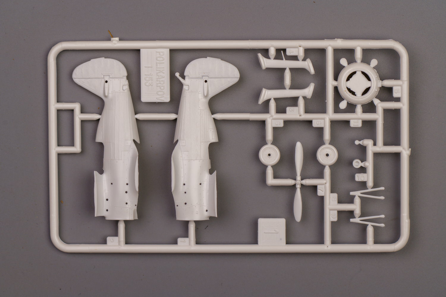 【板件评测】HELLER 苏联 波利卡波夫 伊153 CHAIKA 海鸥战斗机 I-153 249 1/72 拼装飞机模型