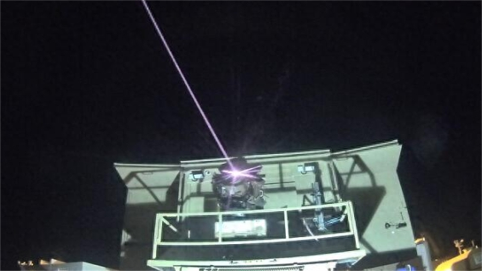 "肩并肩"军演 美军首次测试高功率微波武器