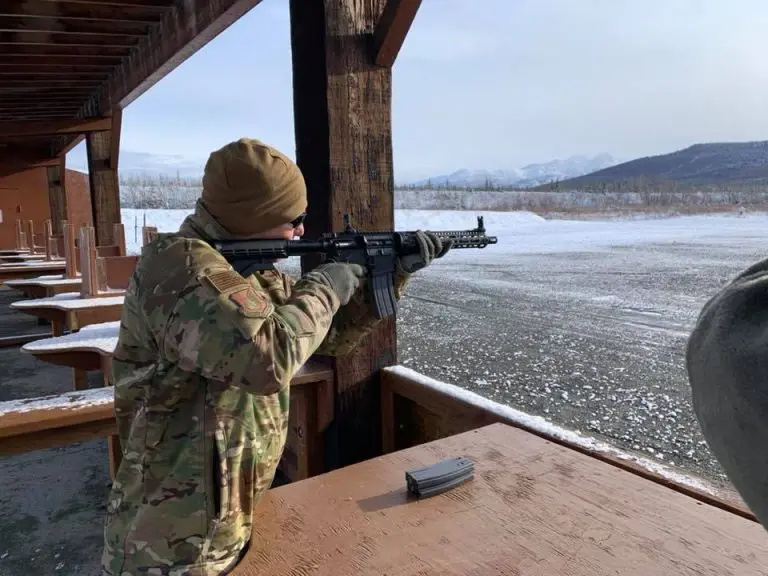 美国空军新型生存步枪——GAU