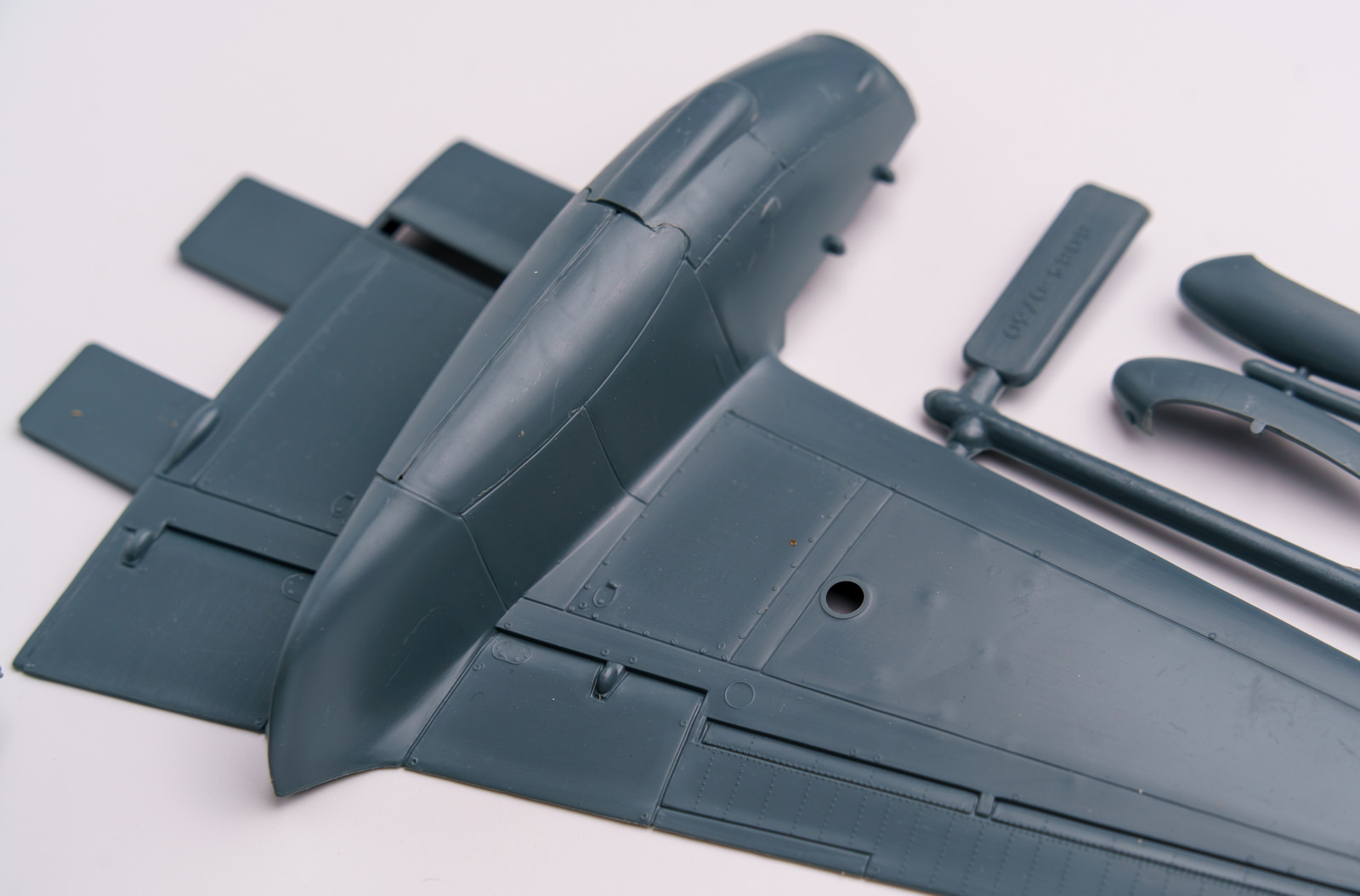 【板件评测】长谷川 德哈维兰蚊式战斗机 De Havilland DH.98 Mosquito 1/48 HM9 monogram 摩根 拼装飞机模型