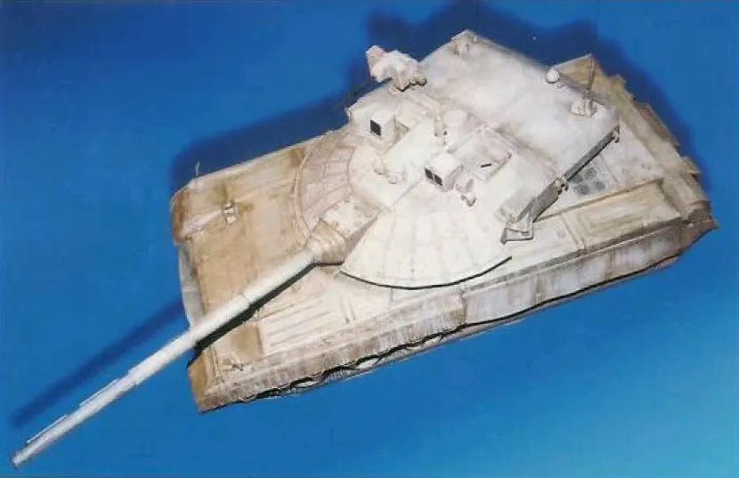 俄罗斯640工程之—沙漠黑鹰