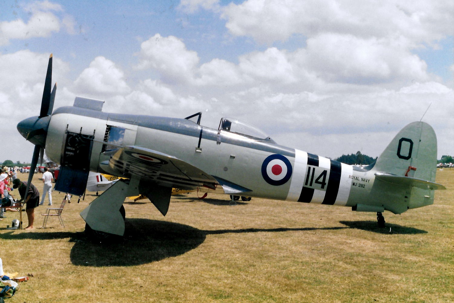 【板件评测】正德福 1/48 海怒战斗机 SEA FURY Kitech 08M-3314H 拼装飞机模型