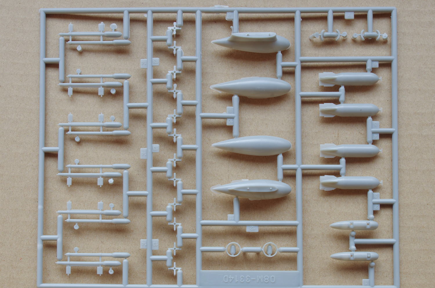 【板件评测】正德福 1/48 海怒战斗机 SEA FURY Kitech 08M-3314H 拼装飞机模型