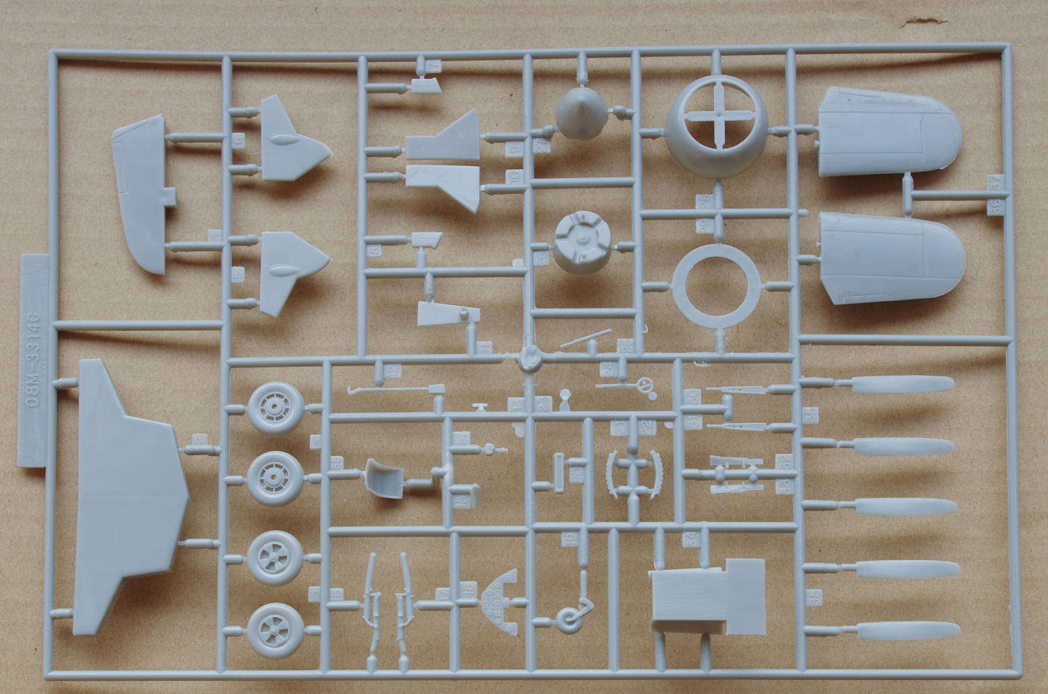 【板件评测】正德福 1/48 海怒战斗机 SEA FURY Kitech 08M-3314H 拼装飞机模型