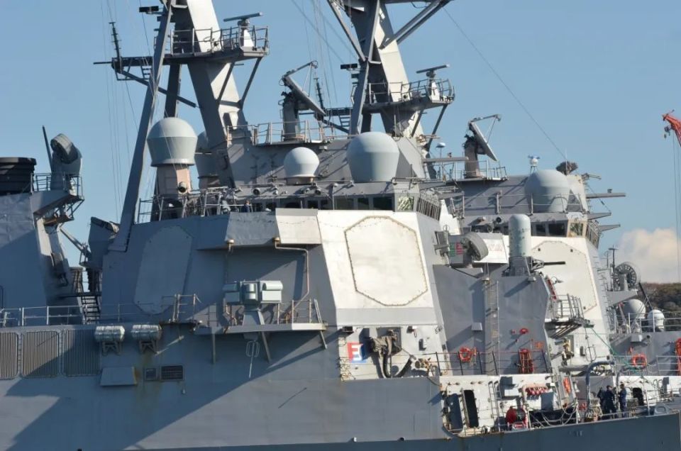 美国宙斯盾雷达到底先进在哪？