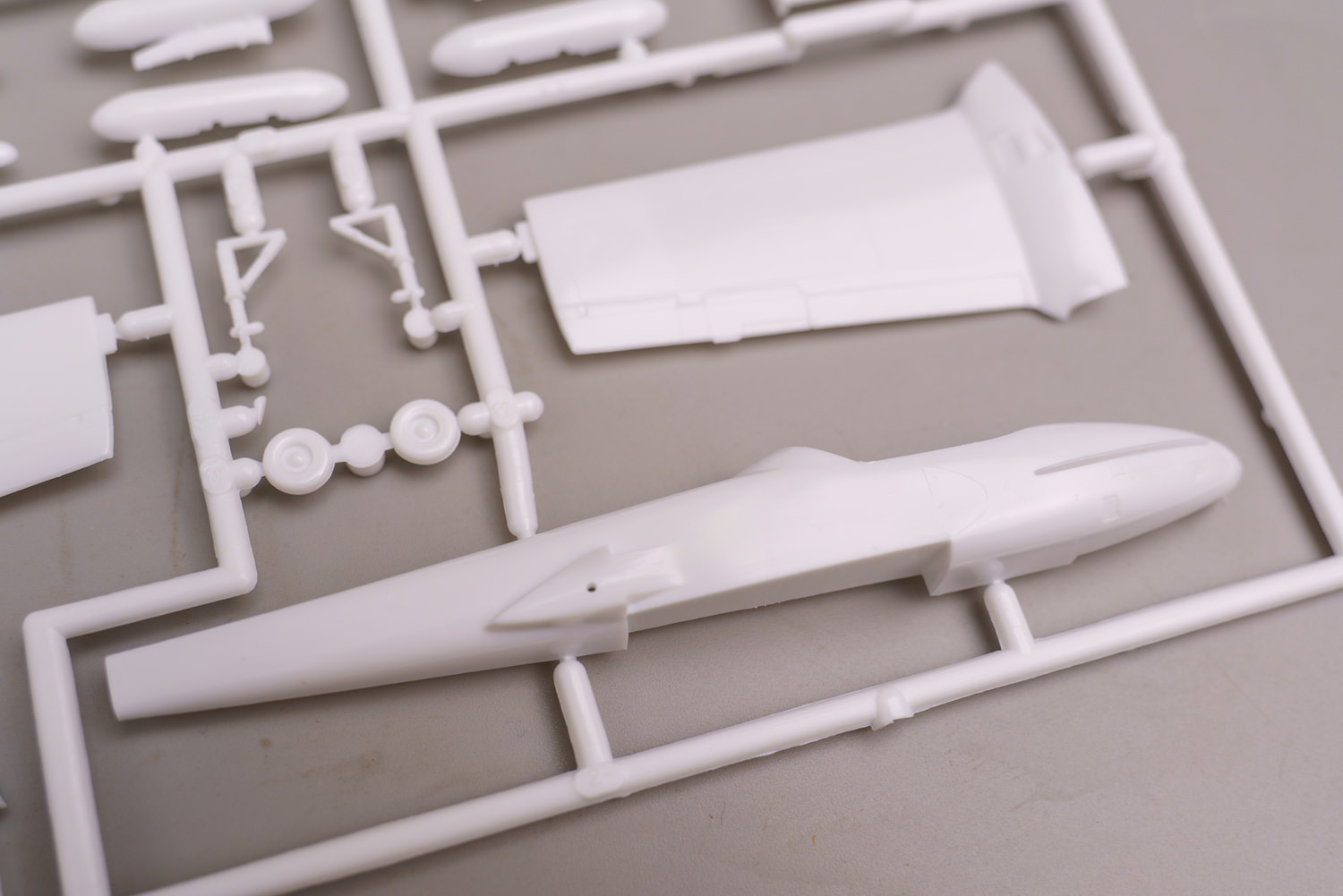 【板件评测】长谷川 02072 A-37B Dragonfly &#8216;Black Eagles&#8217; 韩国空军黑鹰特技 “蜻蜒”攻击机