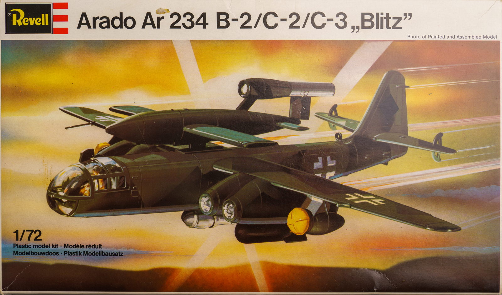 【板件评测】REVELL 1/72 德国阿拉多 AR-234 闪电喷气式轰炸机 H-4162 Arado Blitz 拼装飞机模型