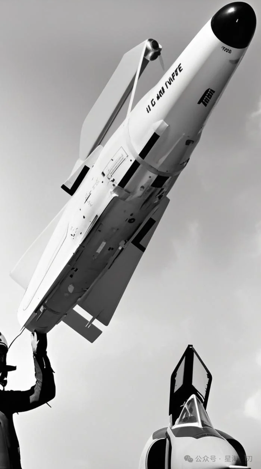 “空中核大棒” 现世？俄军列装新型核空对空导弹