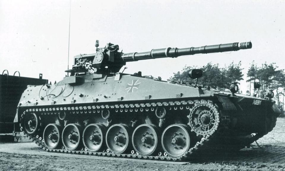 俄罗斯T14坦克的设计 是彻头彻尾的失败