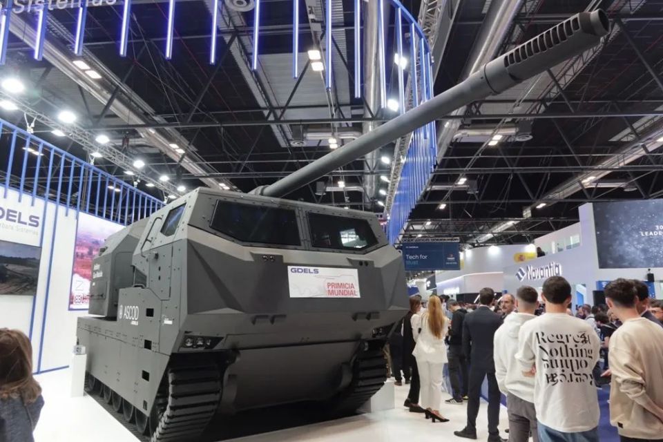 老车拉皮?德国推出NEMESIS自行火炮