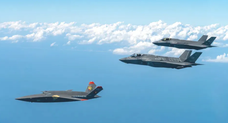 美军下一代舰载机“航程比F35多25%”