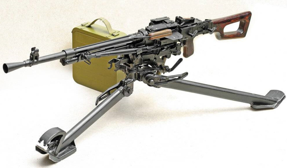 乌军缴获俄军的稀有武器 50年前的TKB