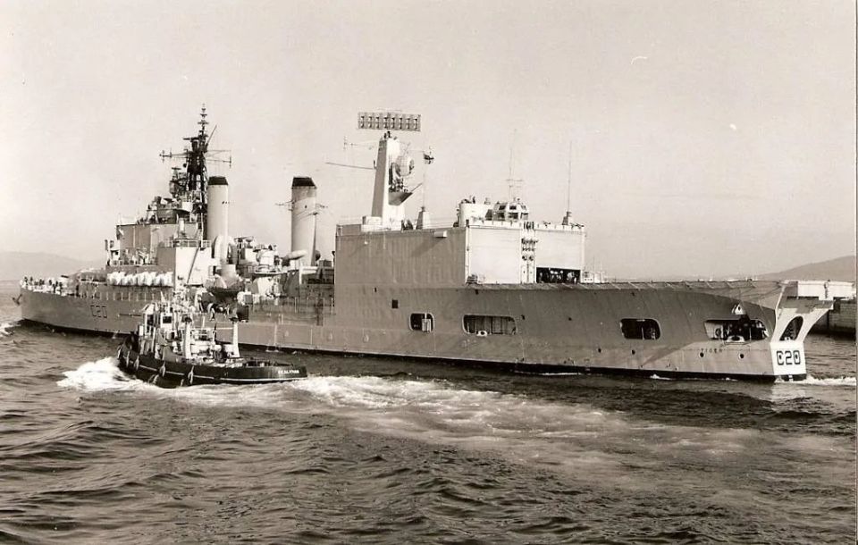 无敌级的缘起:英国虎级直升机巡洋舰