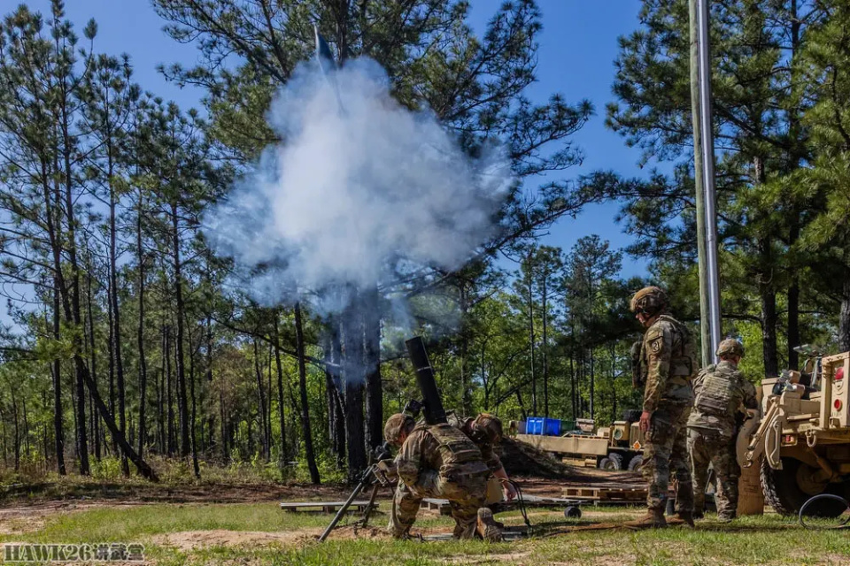 美军M120迫击炮经过改装 可适配制导炮弹