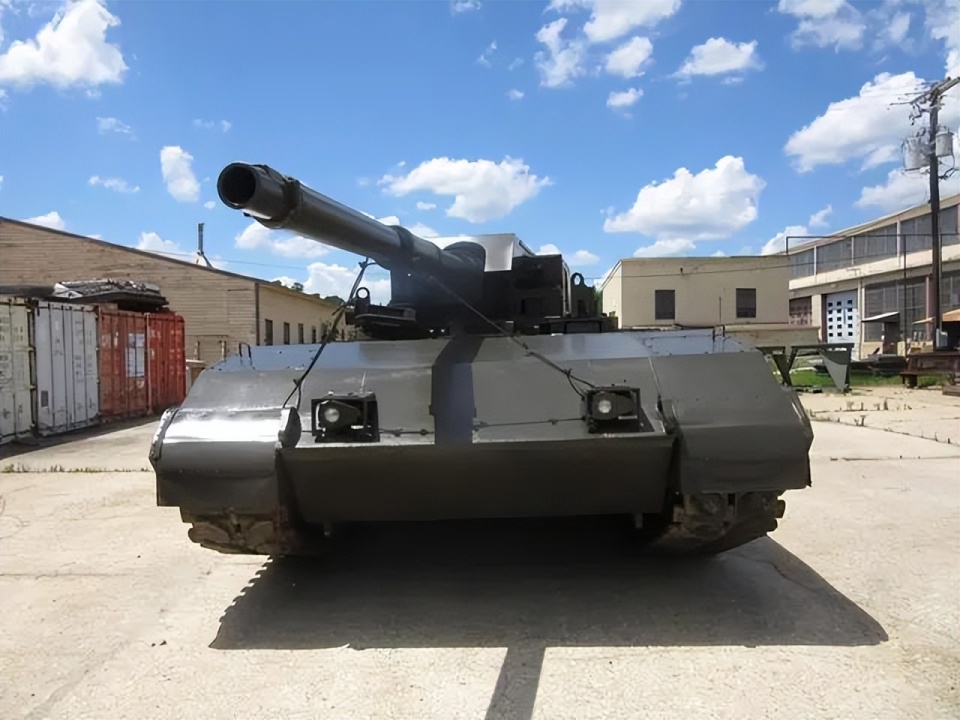 俄罗斯T14坦克的设计 是彻头彻尾的失败