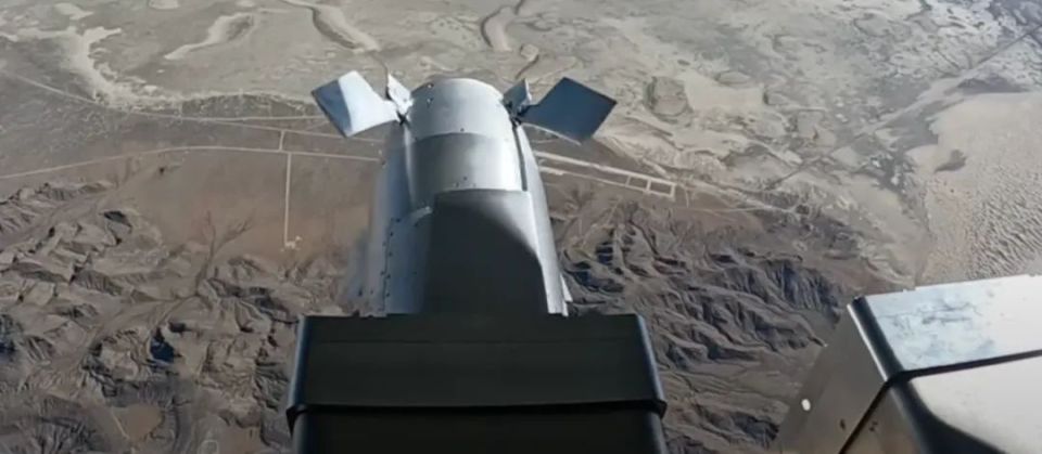 美国黑箭廉价巡航导弹 完成制导飞行测试