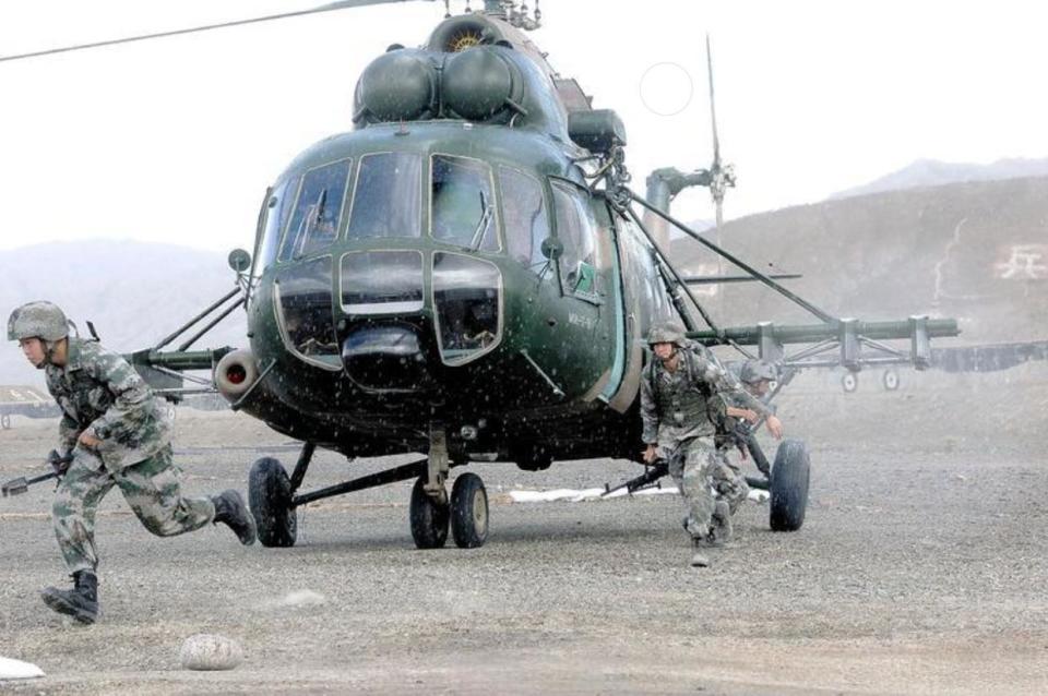 中国为何不引进俄米17 却花十几年研制直8L?