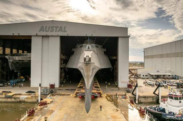 濒海战斗舰,美国军工跑偏了20年?