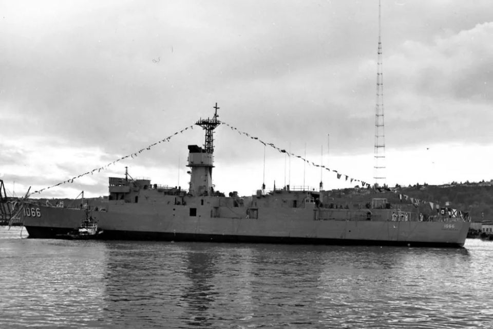 阿利·伯克的私心:一机坑了美国三代驱护舰