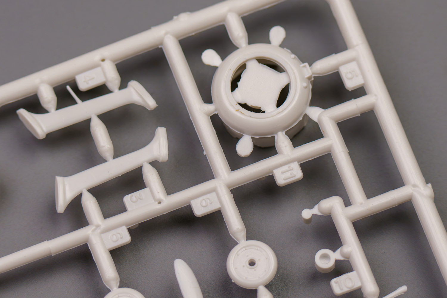 【板件评测】HELLER 苏联 波利卡波夫 伊153 CHAIKA 海鸥战斗机 I-153 249 1/72 拼装飞机模型